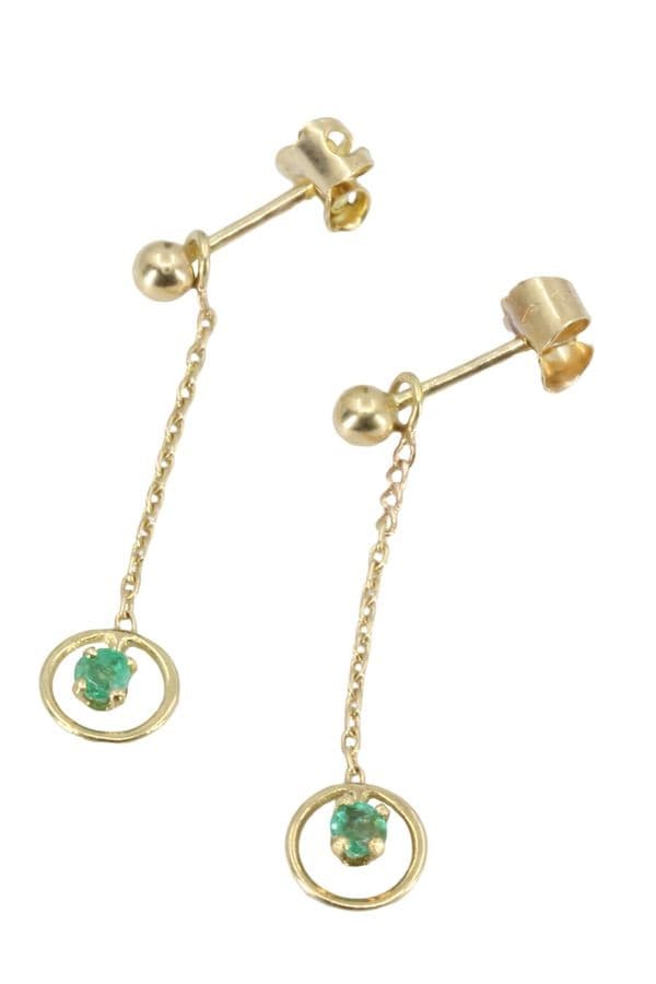 BOUCLES D'OREILLES PENDANTES ÉMERAUDES — vue 3