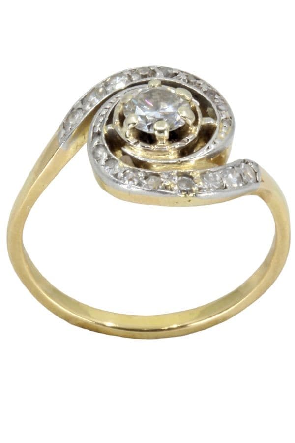 BAGUE TOURBILLON ART-NOUVEAU DIAMANTS — vue 1