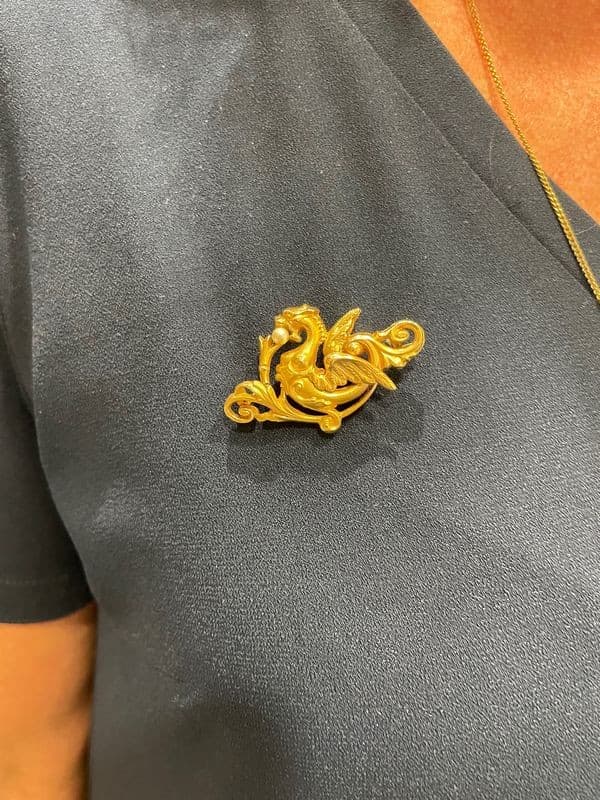 BROCHE ANCIENNE CHIMÈRE — vue 2