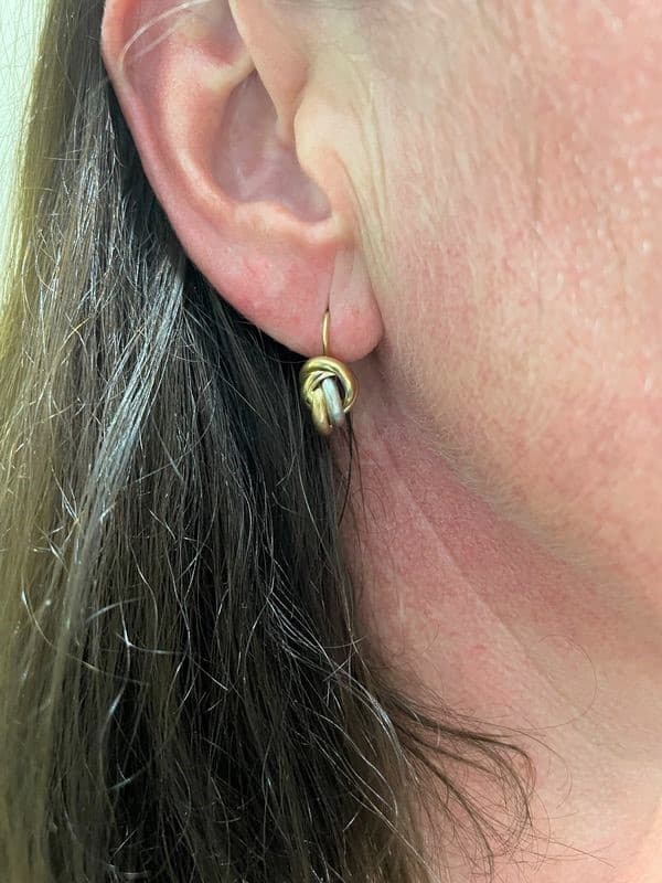 BOUCLES D'OREILLES 3 ORS NŒUDS — vue 2