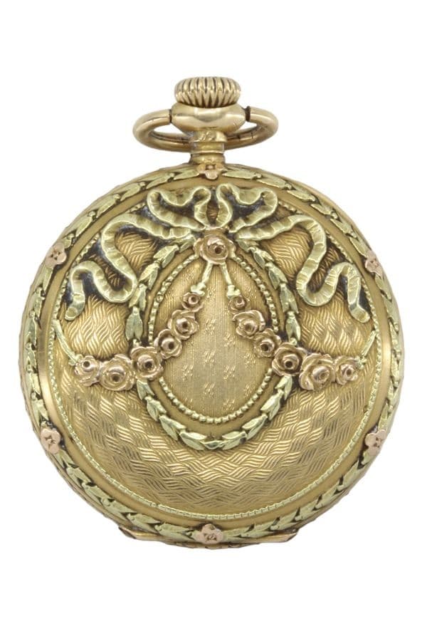 MONTRE DE COL OMEGA — vue 3