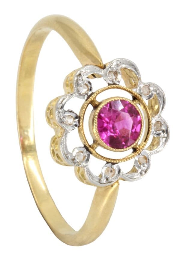 BAGUE ART-NOUVEAU RUBIS ET DIAMANTS — vue 4