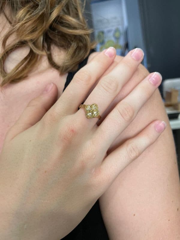 BAGUE TRÈFLE DIAMANTS — vue 2
