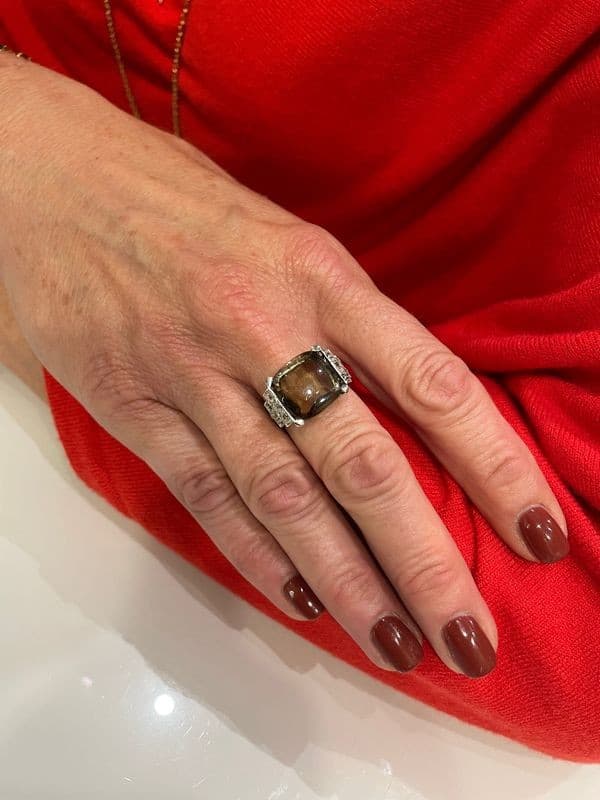 BAGUE STYLE ART-DÉCO QUARTZ FUMÉ ET DIAMANTS — vue 2