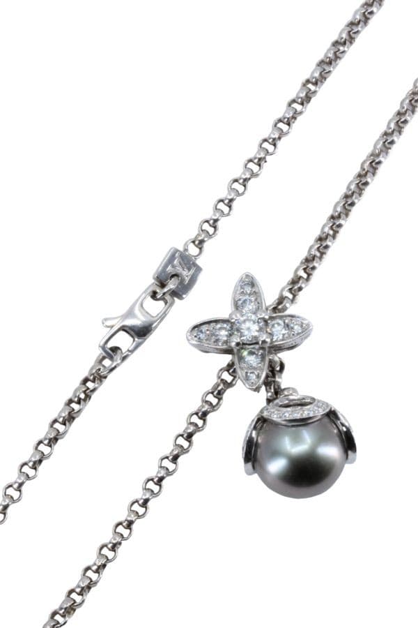 COLLIER LOUIS VUITTON PERLE DE TAHITI ET DIAMANTS — vue 3