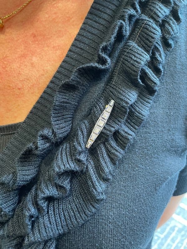 BROCHE ART-DÉCO SAPHIRS ET DIAMANTS — vue 2