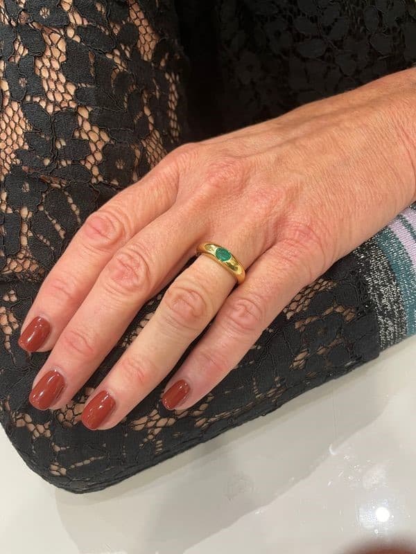 BAGUE JONC ÉMERAUDE — vue 2