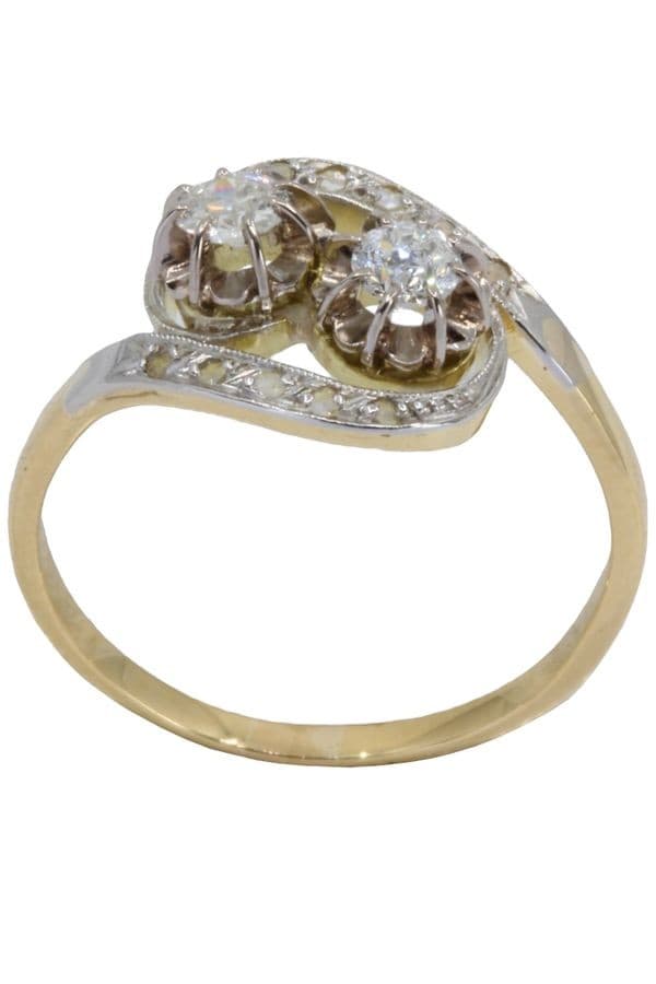 BAGUE ANCIENNE TOI ET MOI DIAMANTS — vue 1