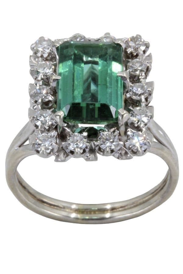 BAGUE ANCIENNE QUARTZ VERT ET DIAMANTS — vue 1