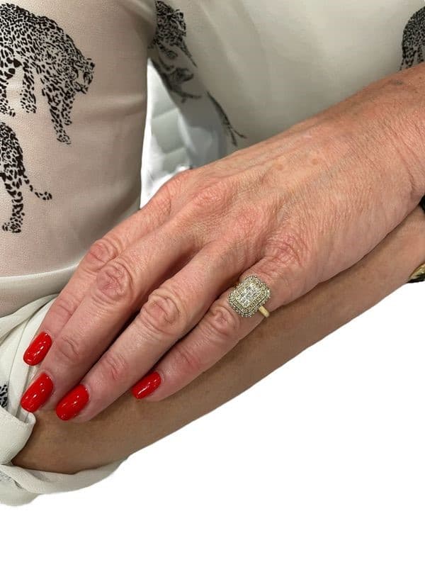 BAGUE MODERNE PAVAGE DIAMANTS — vue 2