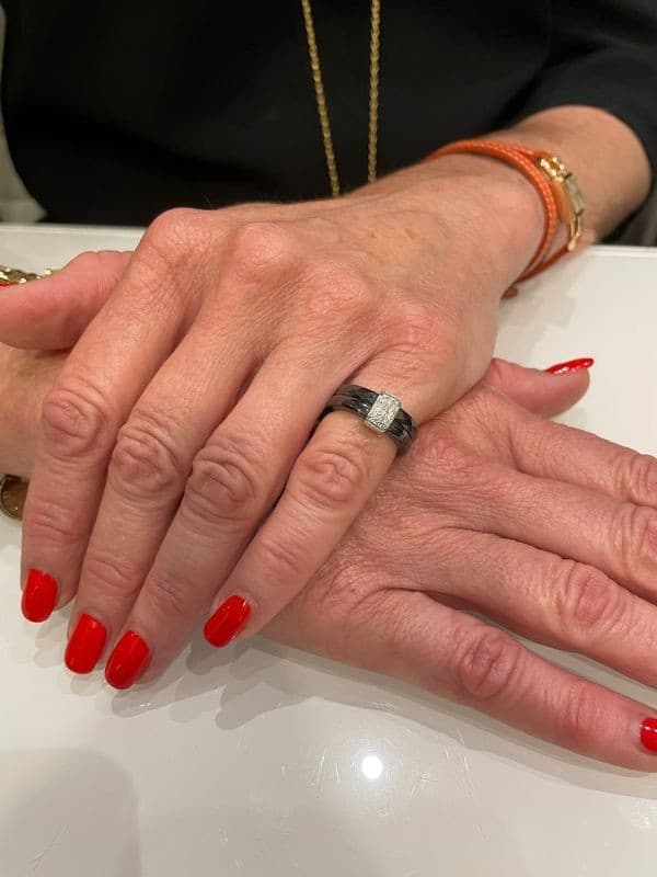 BAGUE CÉRAMIQUE GUY LAROCHE — vue 2