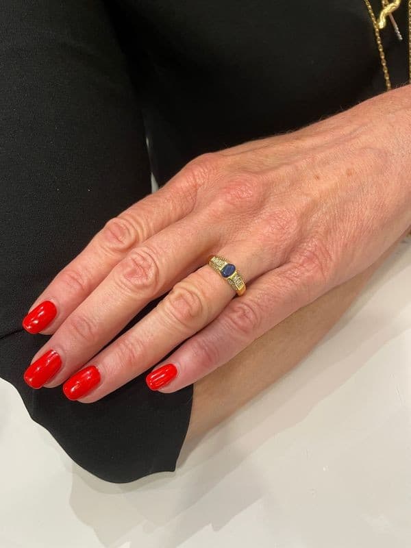 BAGUE SAPHIR ET DIAMANTS — vue 2