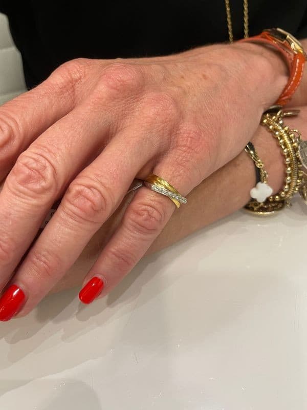 BAGUE MODERNE DIAMANTS — vue 2