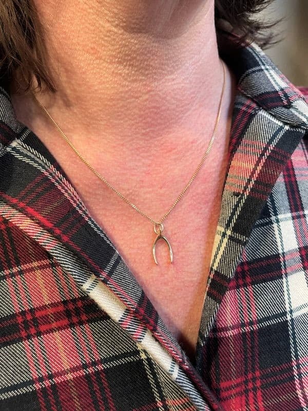 PENDENTIF FURCULA — vue 2
