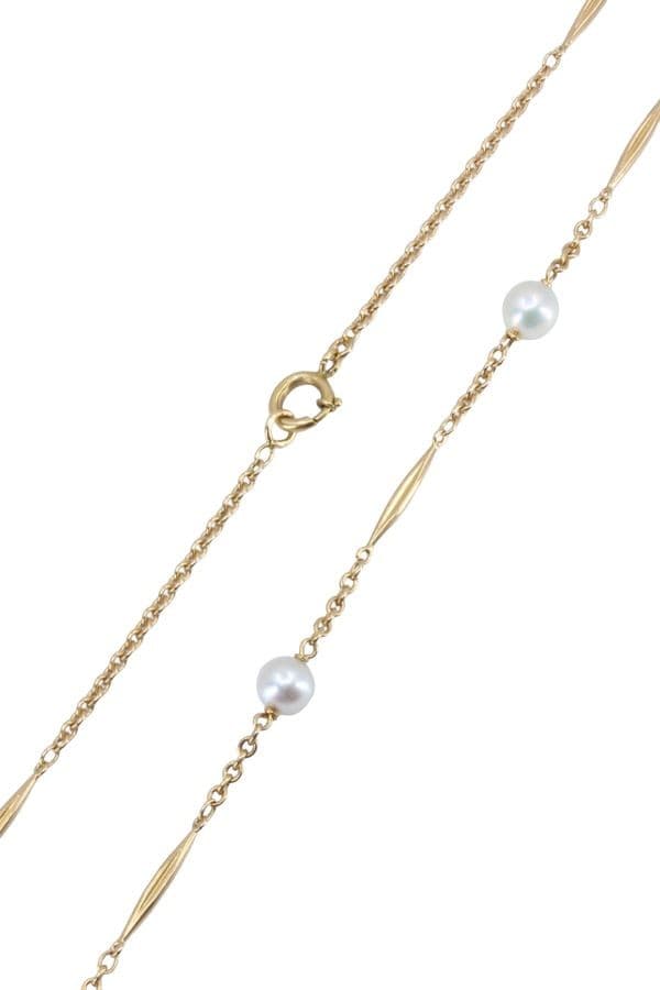 COLLIER ANCIEN PERLES — vue 3