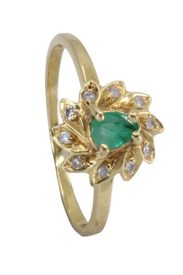 BAGUE MARGUERITE ÉMERAUDE ET DIAMANTS — vue 5