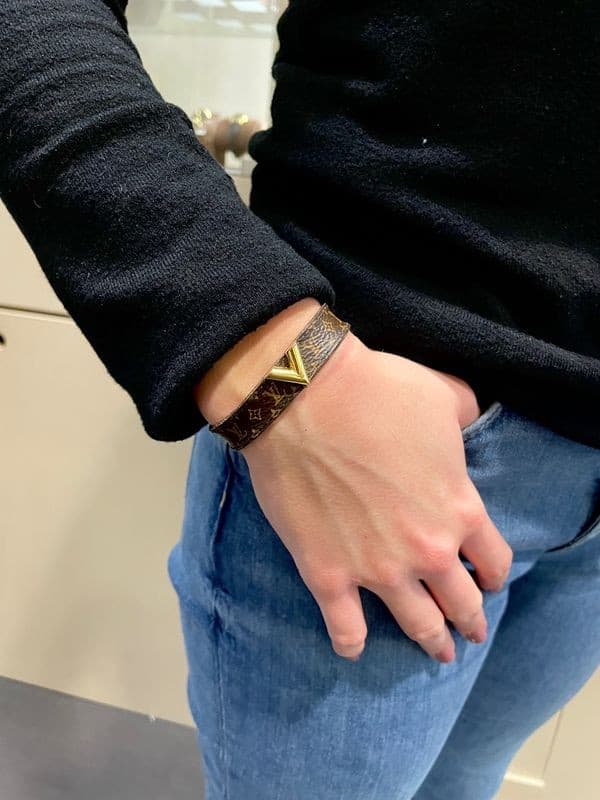 BRACELET LOUIS VUITTON "ESSENTIAL V" — vue 2