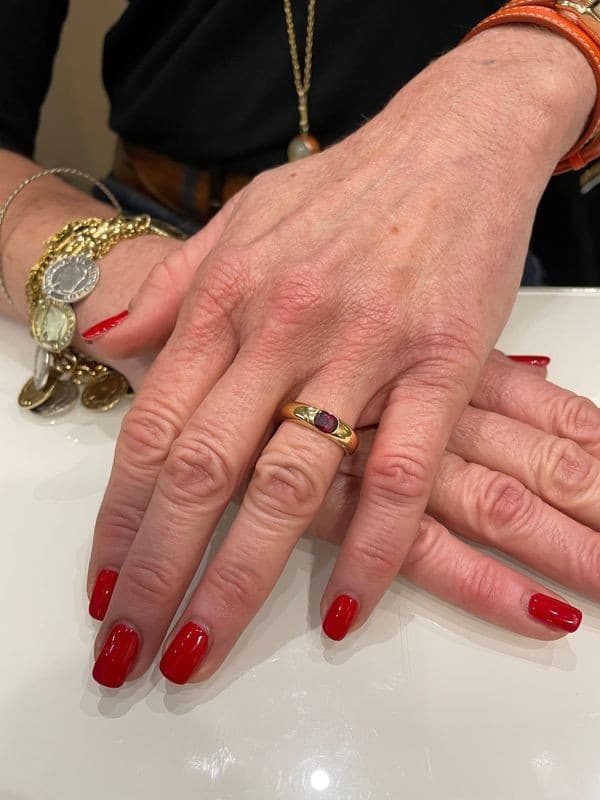 BAGUE MODERNE JONC RUBIS — vue 2