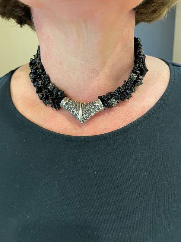 COLLIER 3 RANGS ARGENT ONYX — vue 2