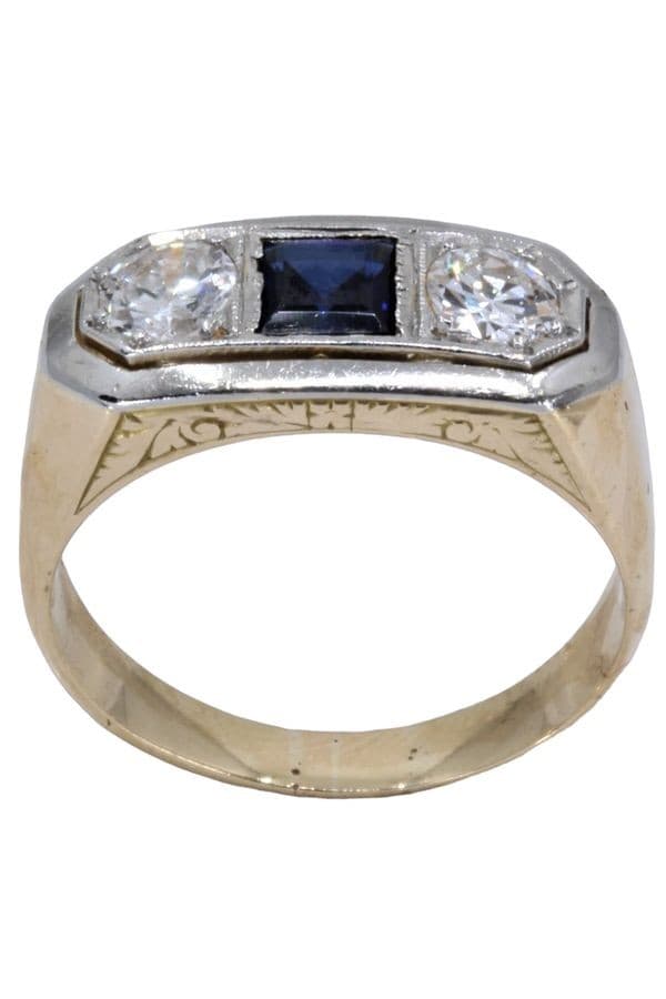 BAGUE ART-DÉCO SAPHIR CALIBRÉ ET DIAMANTS — vue 1