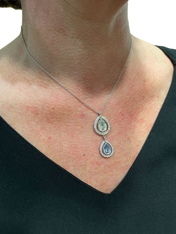COLLIER SWAROVSKI — vue 2