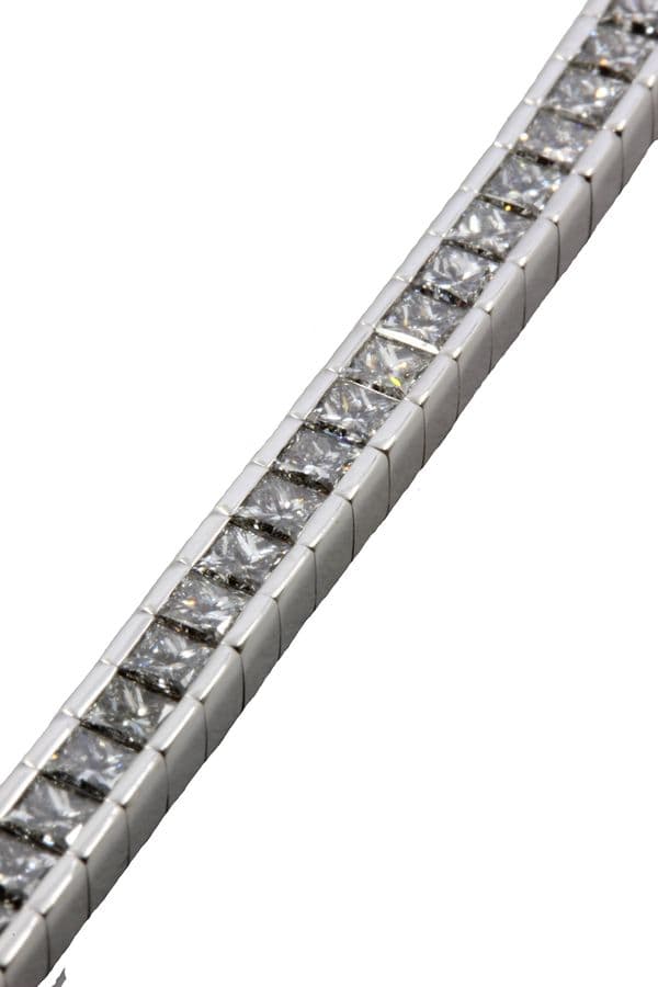 LIGNE MODERNE DIAMANTS — vue 2
