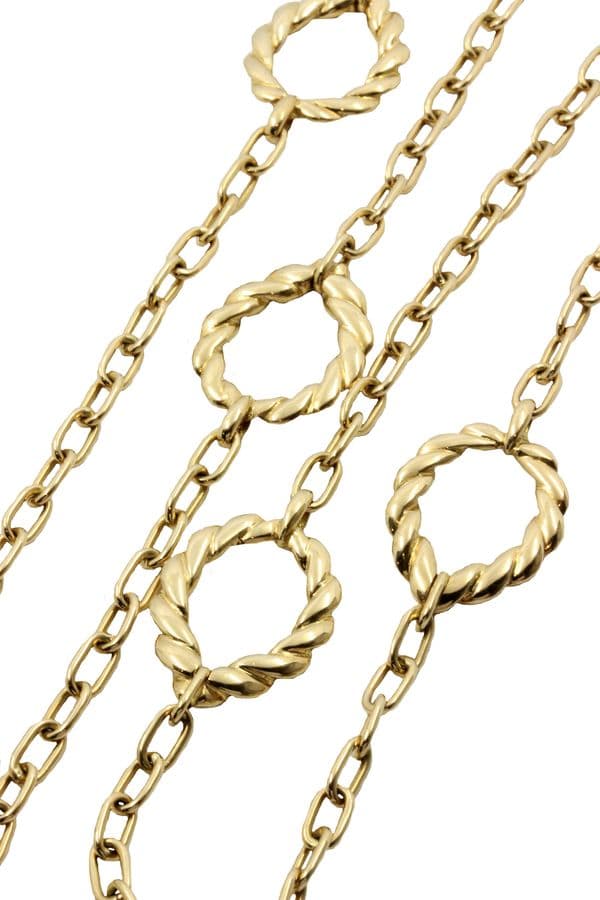 COLLIER LONG MODERNE — vue 3