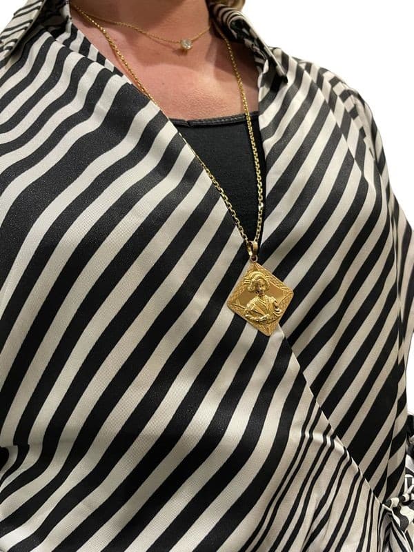 PENDENTIF GEISHA — vue 2