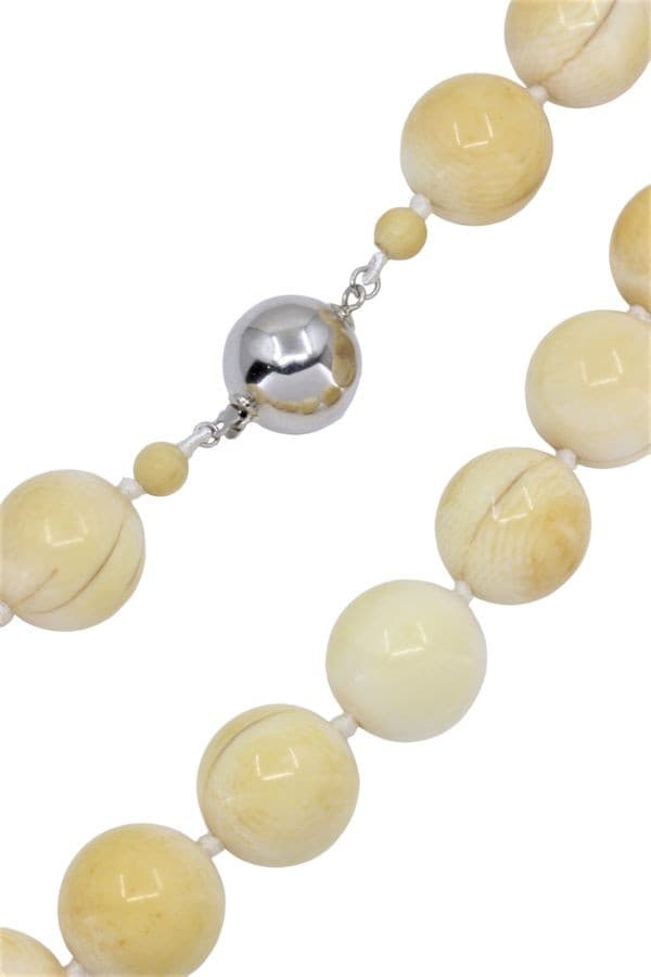 COLLIER BOULES EN IVOIRE — vue 2
