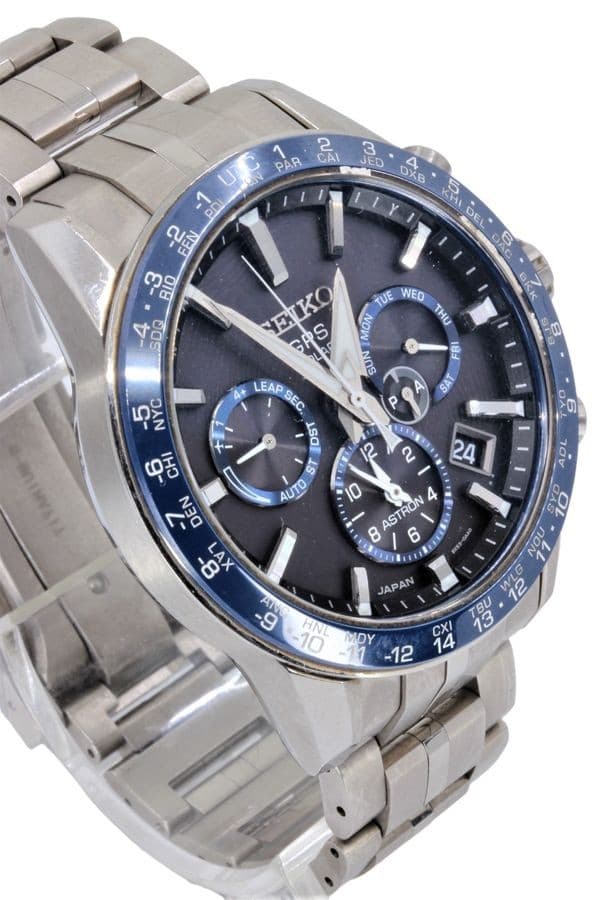 SEIKO ASTRON GPS SOLAR X5 — vue 3