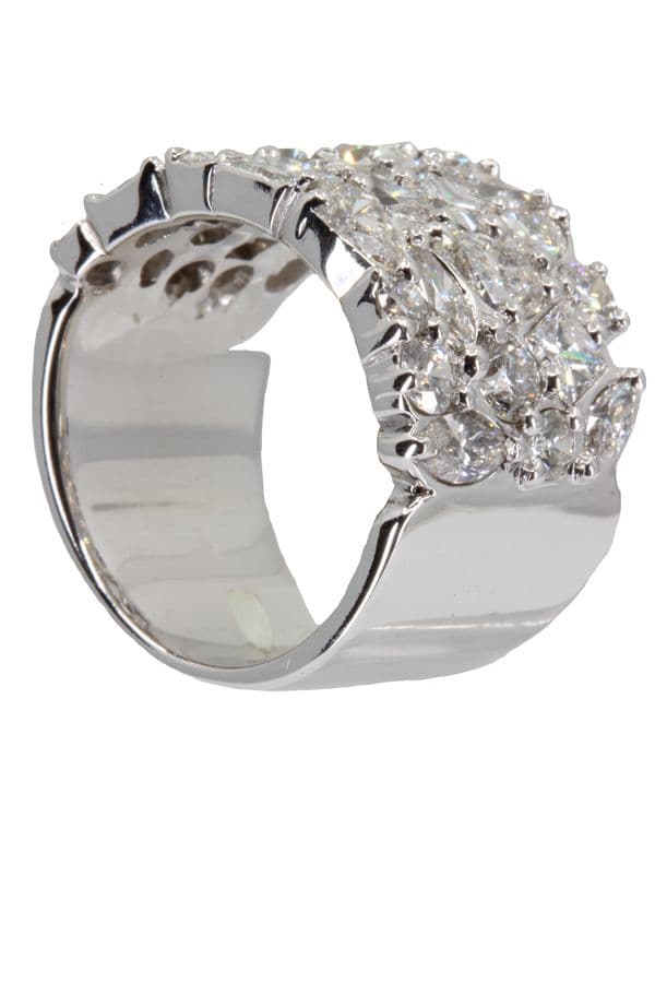 BAGUE COMPOSITION DIAMANTS — vue 3