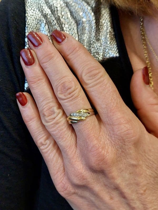 BAGUE MODERNE DIAMANTS 2 ORS — vue 2