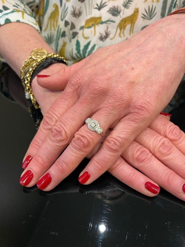 BAGUE MODERNE DIAMANTS — vue 2
