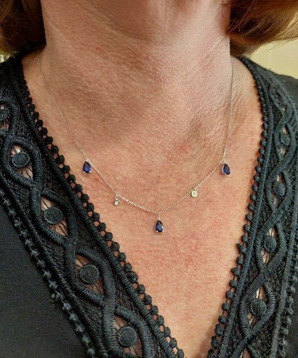COLLIER MODERNE SAPHIRS ET DIAMANTS — vue 2