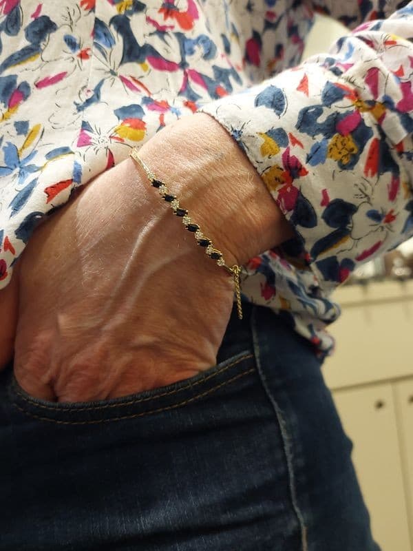 BRACLET JONC OUVRANT SAPHIRS ET DIAMANTS — vue 2