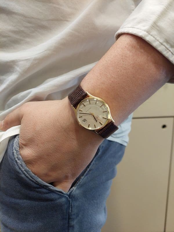 OMEGA GENÈVE AUTOMATIC — vue 2