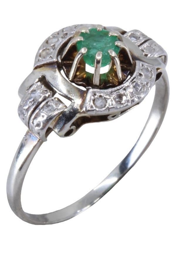 BAGUE ART-DÉCO ÉMERAUDE ET DIAMANTS — vue 4