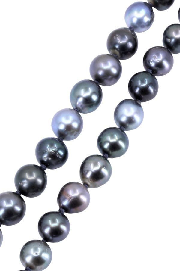 COLLIER DE PERLES NOIRES — vue 3