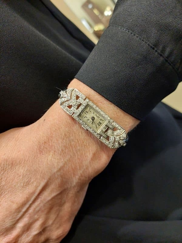 MONTRE ELITE ART-DÉCO PLATINE ET DIAMANTS — vue 2