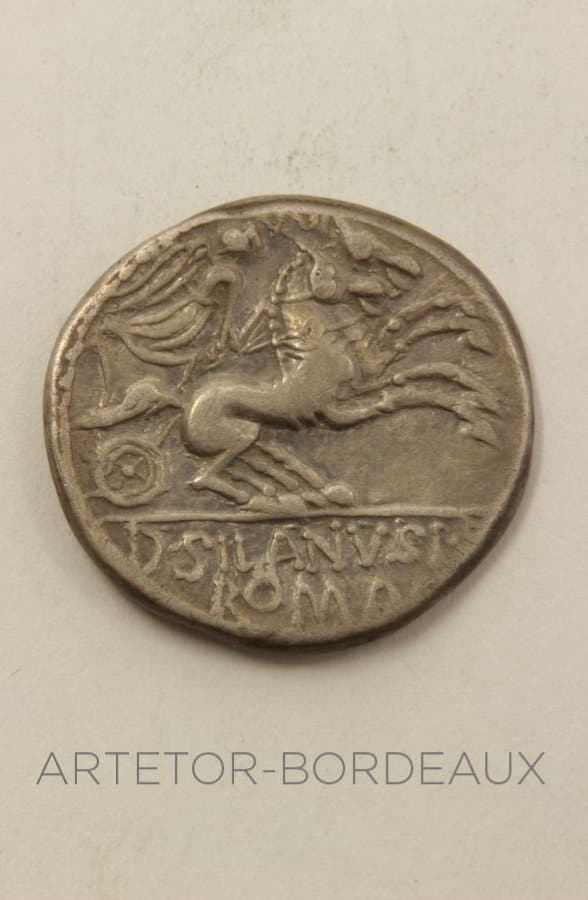 Denier Junia Silanus — vue 2