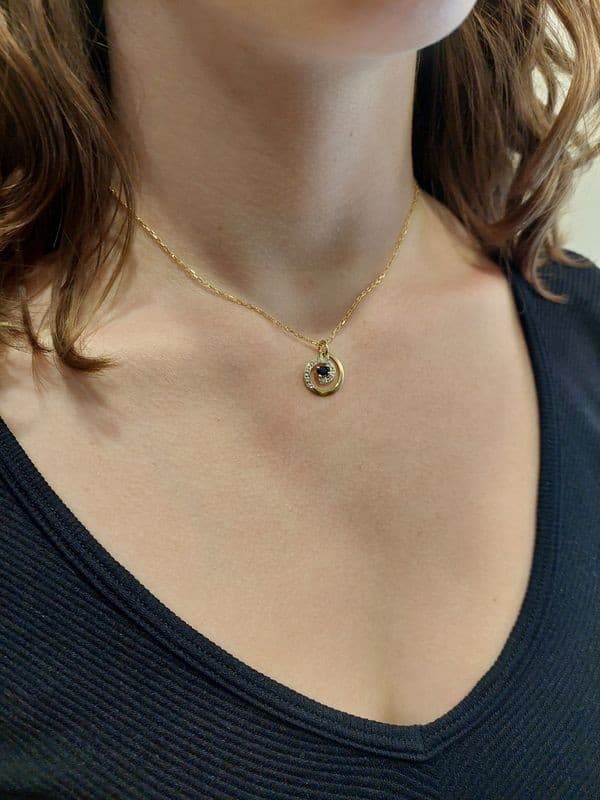 PENDENTIF SAPHIR ET DIAMANTS — vue 2