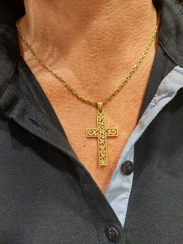 CROIX ANCIENNE AJOURÉE — vue 2
