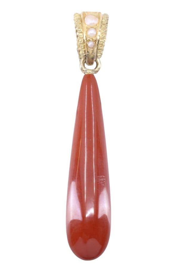 PENDENTIF ANCIEN CORNALINE ET PERLES — vue 1