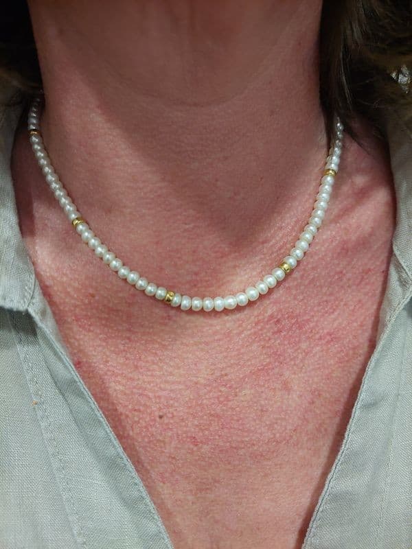 COLLIER DE PERLES — vue 2