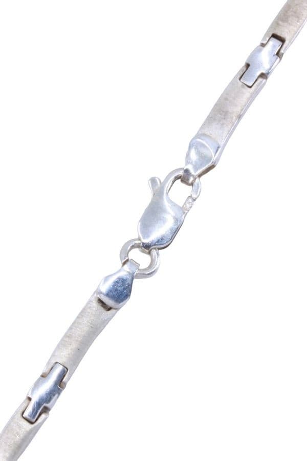 COLLIER ARGENT — vue 3