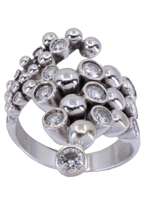BAGUE DE CRÉATEUR DIAMANTS