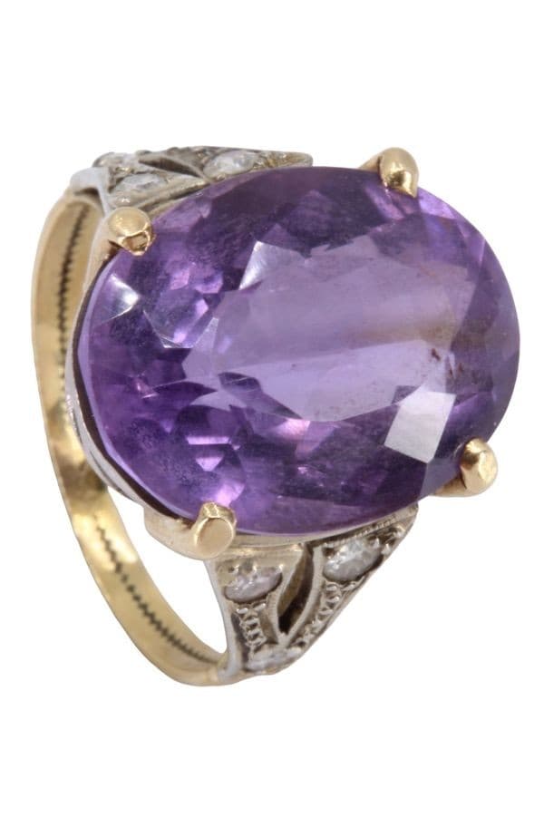 BAGUE AMÉTHYSTE ET DIAMANTS — vue 5