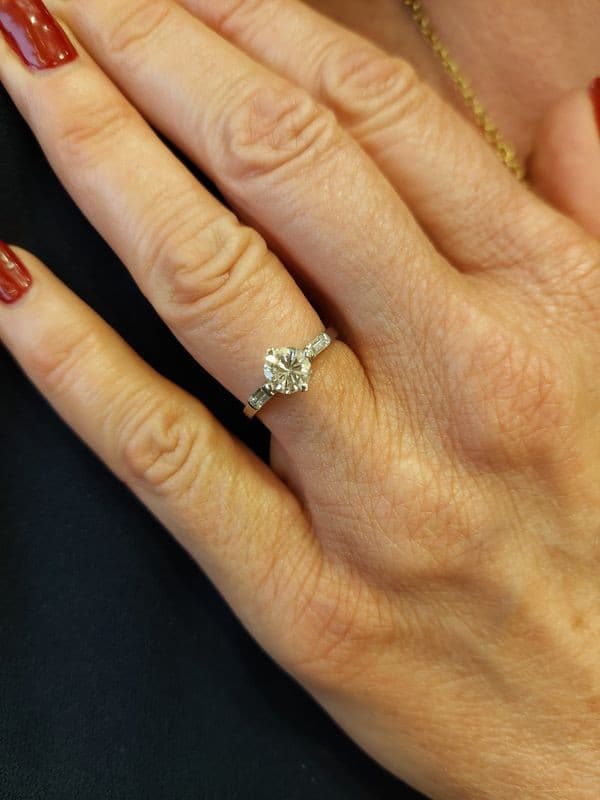SOLITAIRE DIAMANTS 0.92 CARAT — vue 2