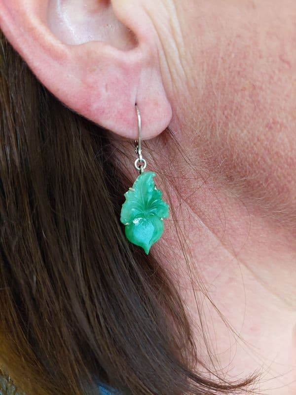BOUCLES D'OREILLES EN JADE — vue 2