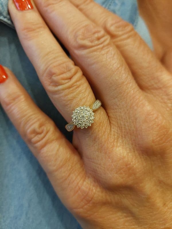 BAGUE MODERNE PAVAGE DIAMANTS — vue 2